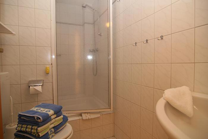 Haus Graepel App 1 Apartment เฮอร์นุม ภายนอก รูปภาพ